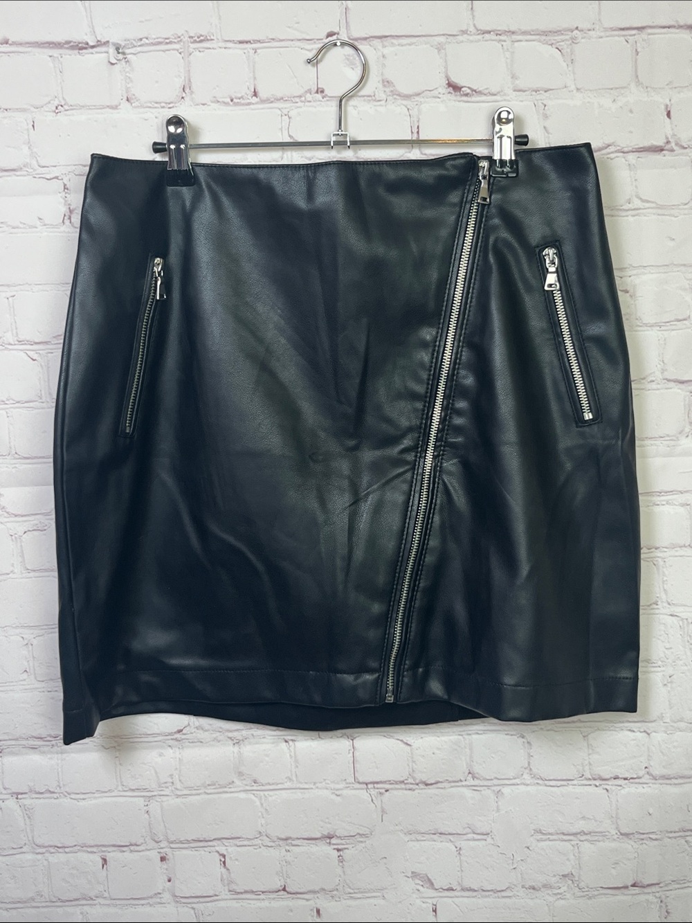 Express Faux Leather Zipper Detail Mini Skirt Size 14